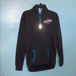 Fitness quarter zip